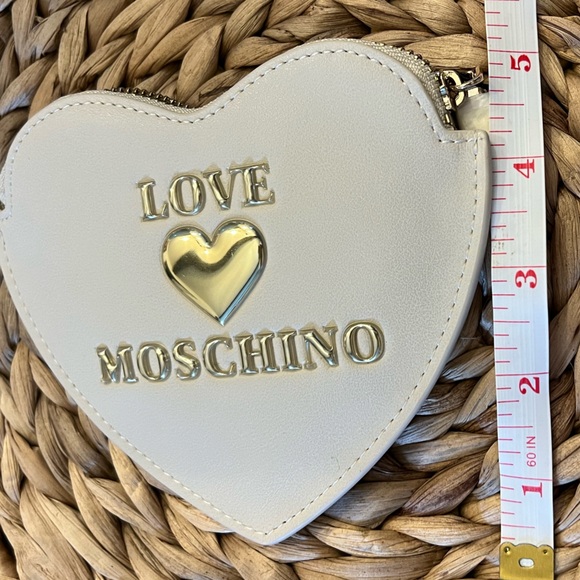 NWT LOVE MOSCHINO BEIGE ❤️ COIN PURSE💋💋 - Picture 7 of 8